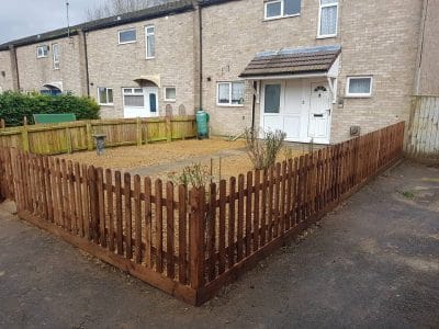 3 feet tall picket fence installation in corby northamptonshire